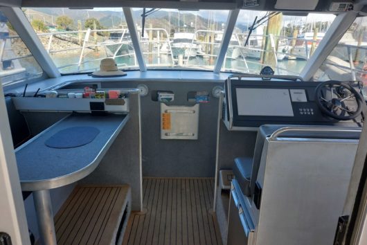 Bladerunner 12.2m power cat - Image 5