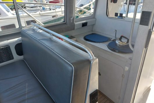 Bladerunner 12.2m power cat - Image 8